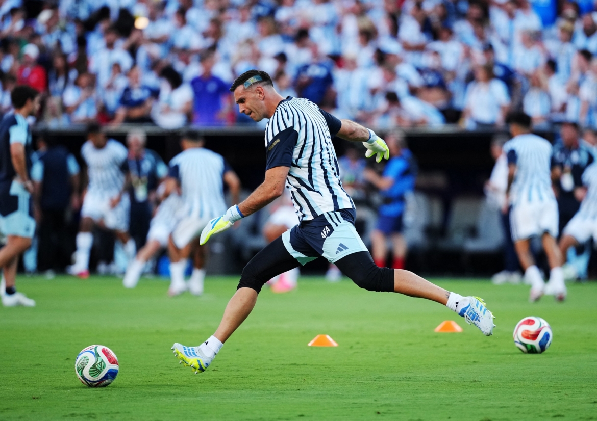 sieu pham o hiep phu giup argentina ha thuy si, thang tien vao ban ket world cup hinh anh 25