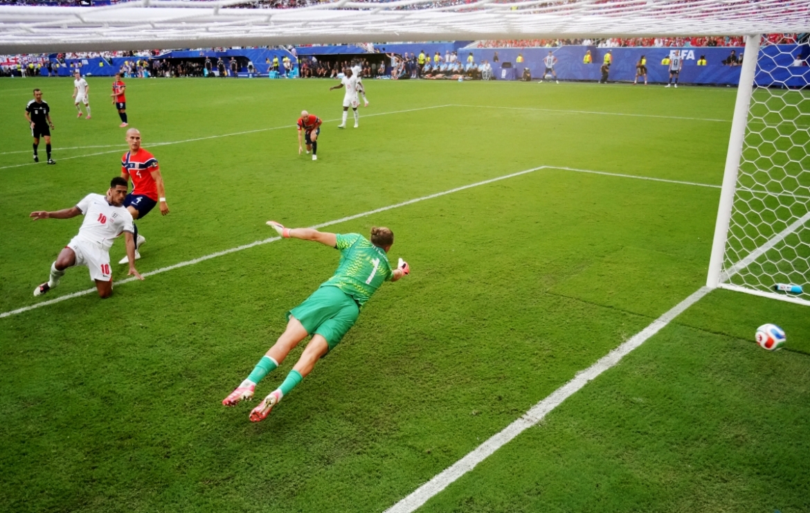 bellingham ruc sang, anh danh bai na uy de vao ban ket world cup 2026 hinh anh 77