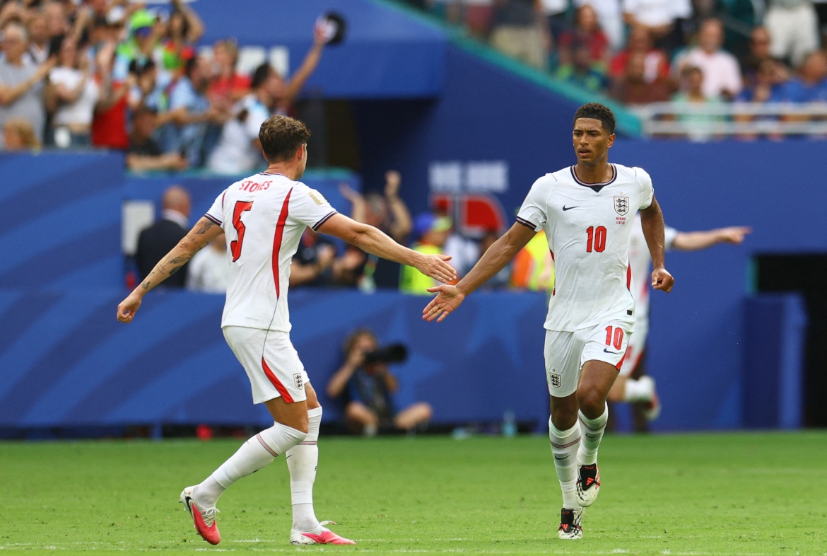 bellingham ruc sang, anh danh bai na uy de vao ban ket world cup 2026 hinh anh 64
