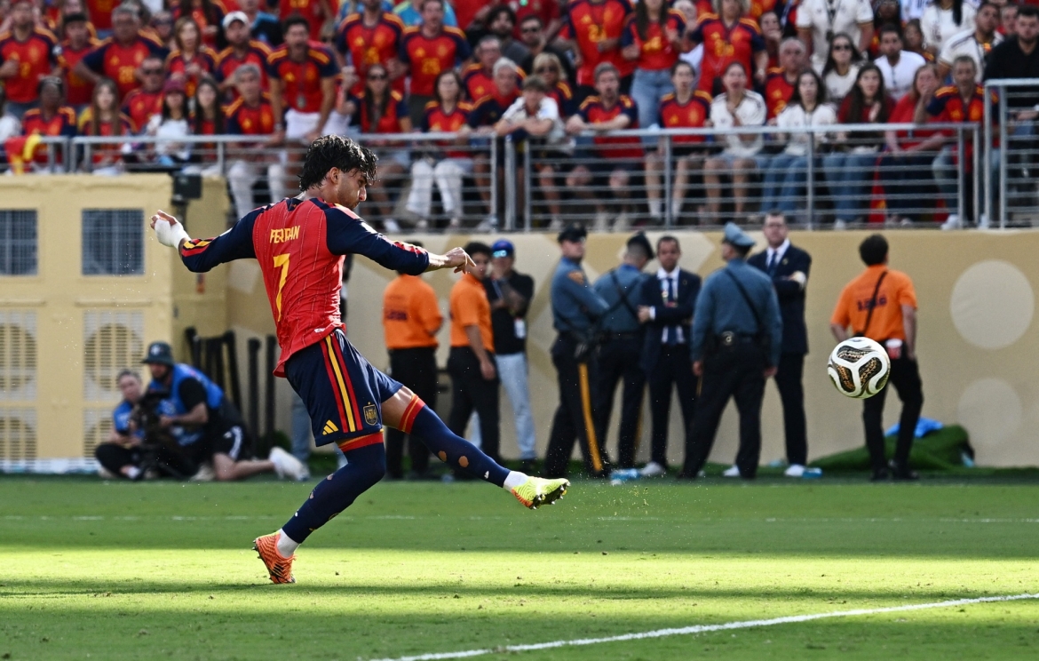 ha 10 nguoi argentina sau 120 phut, tay ban nha vo dich world cup 2026 hinh anh 7