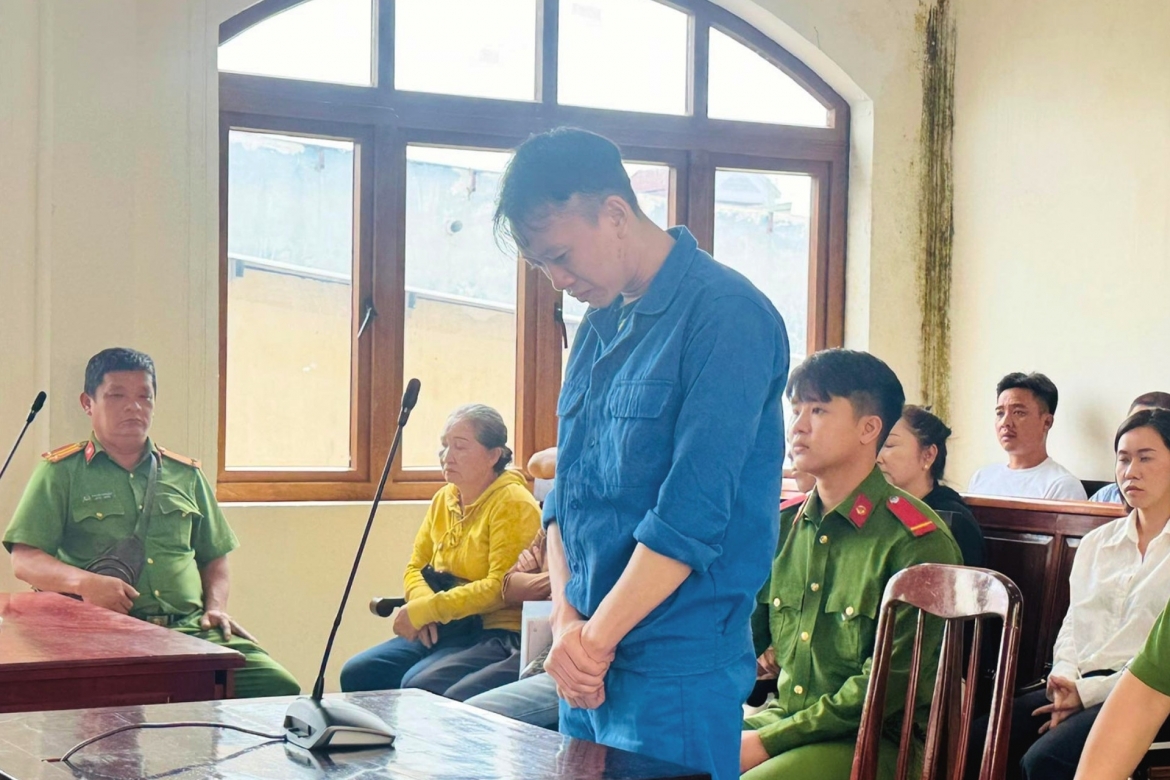 tuyen an tu hinh ke cuop 1,5 trieu dong, dam chet ba chu tiem tap hoa hinh anh 1