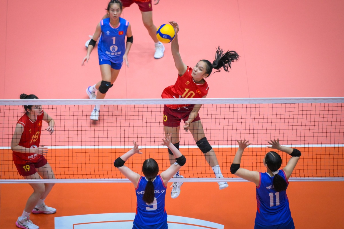 vietnam u18 cruise past mongolia to keep asian top five hopes alive picture 1