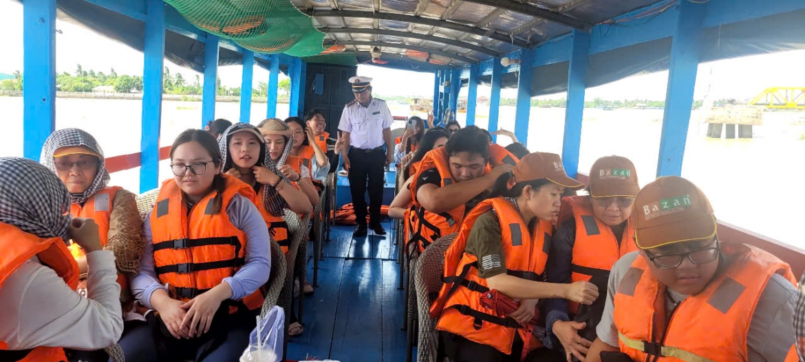 Dong thap Dam bao an toan cho nhung chuyen do du lich trong mua mua bao hinh anh 1