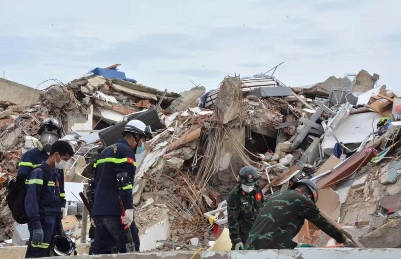 vietnamese rescuers recover 15 more bodies in venezuela earthquake response picture 1