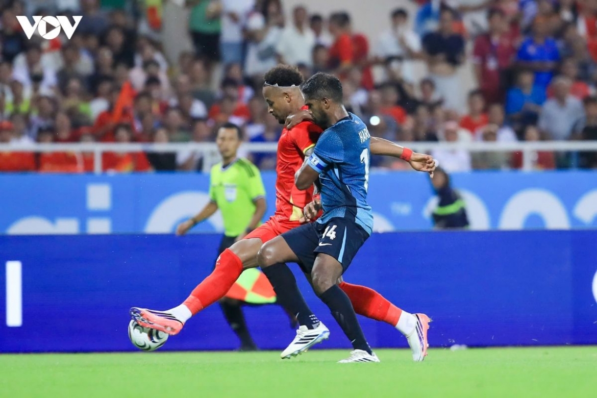 Vietnam held to goalless draw by Singapore in ASEAN Cup