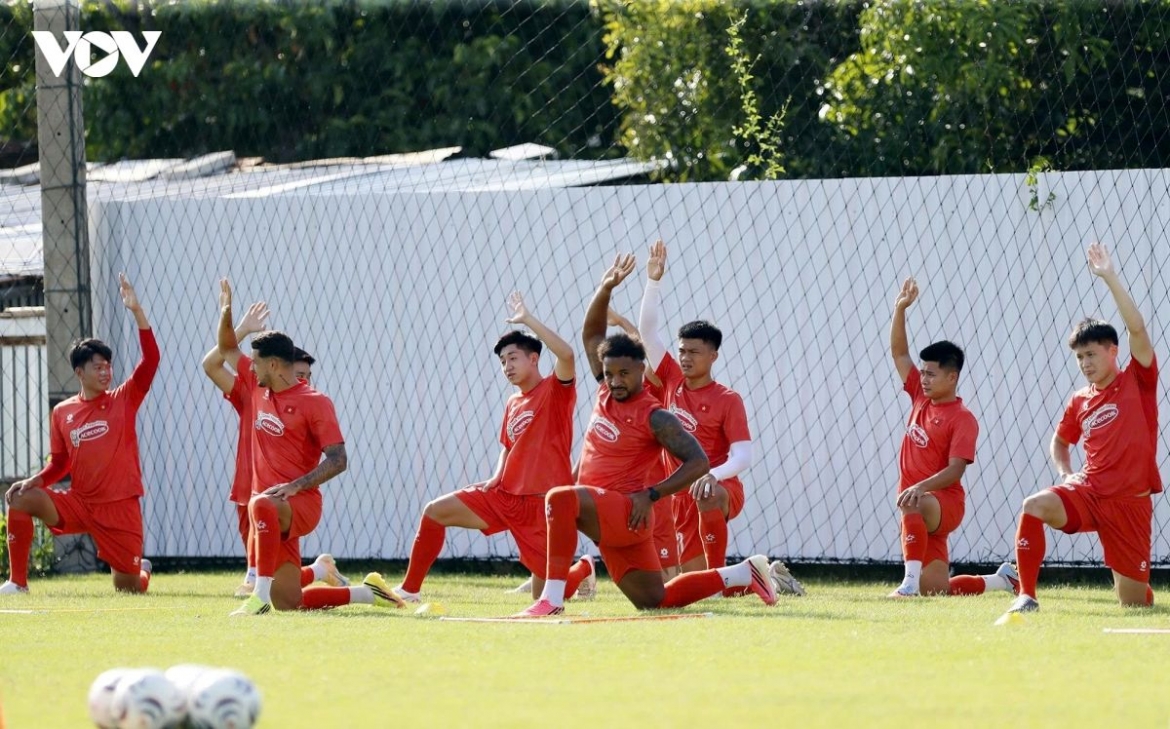 hosts close doors to media ahead of singapore clash picture 1