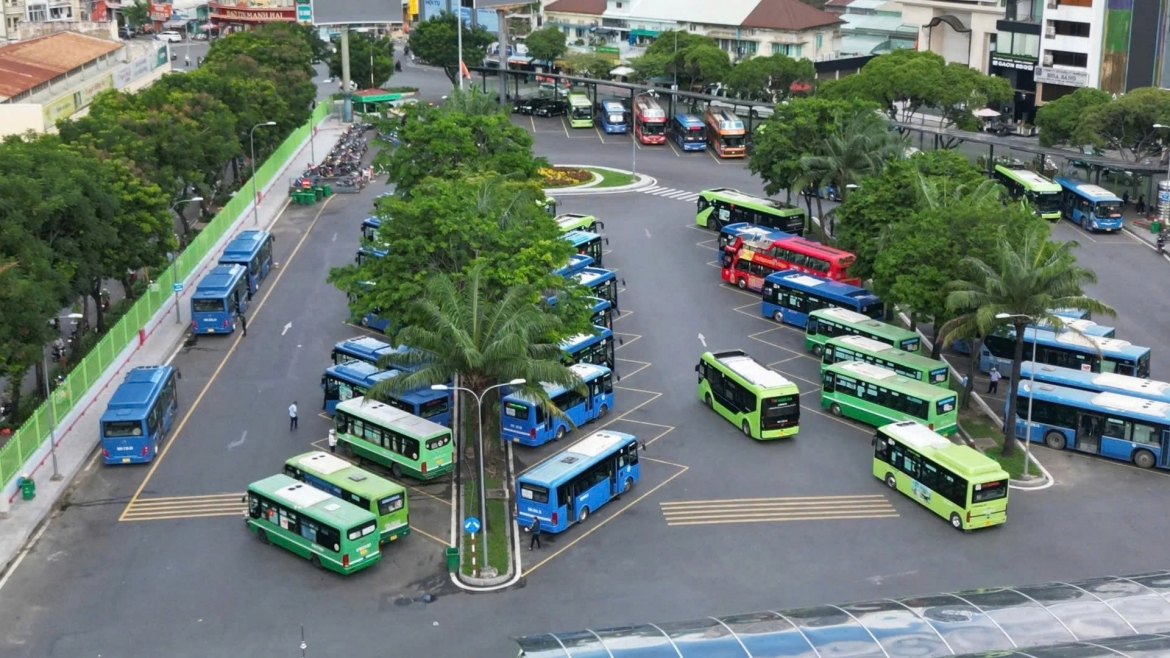 khong chi mien phi ve, tp.hcm nang cap ha tang xe buyt de giu chan hanh khach hinh anh 1