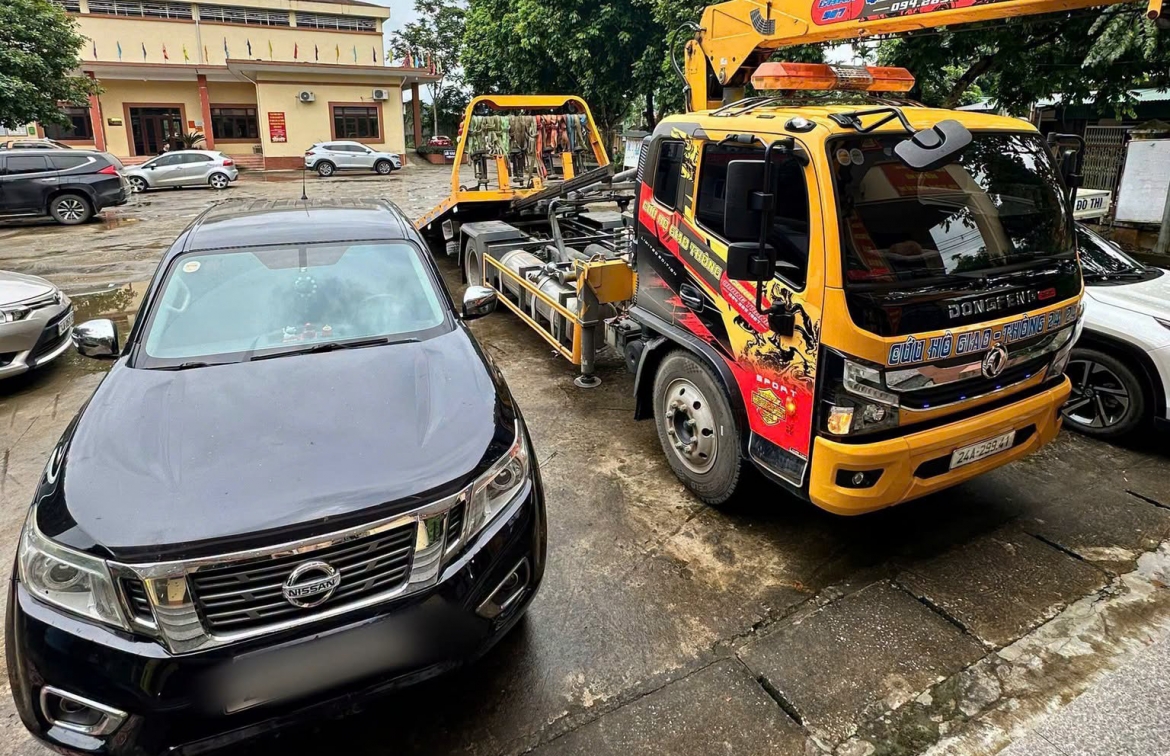 tai xe khong co bang lai, phi xe o to nhu ten bay qua mat csgt hinh anh 3