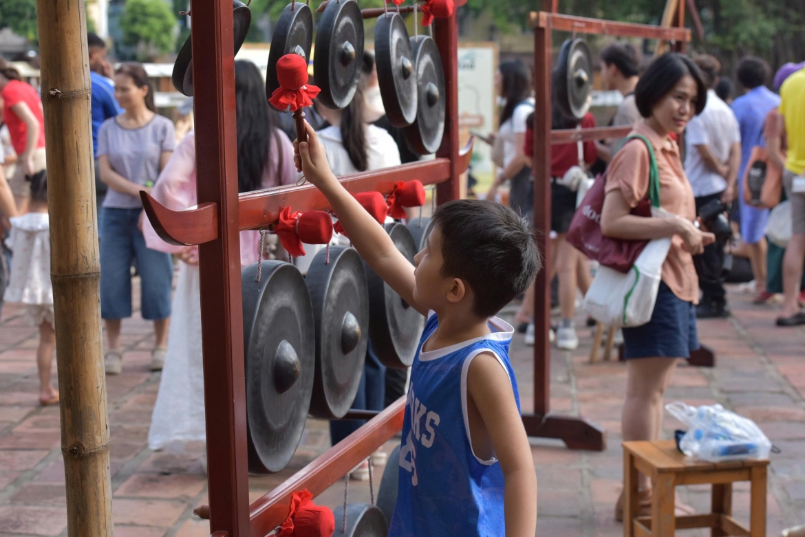 nguoi tre va hanh trinh dua di san cham vao duong dai hinh anh 5
