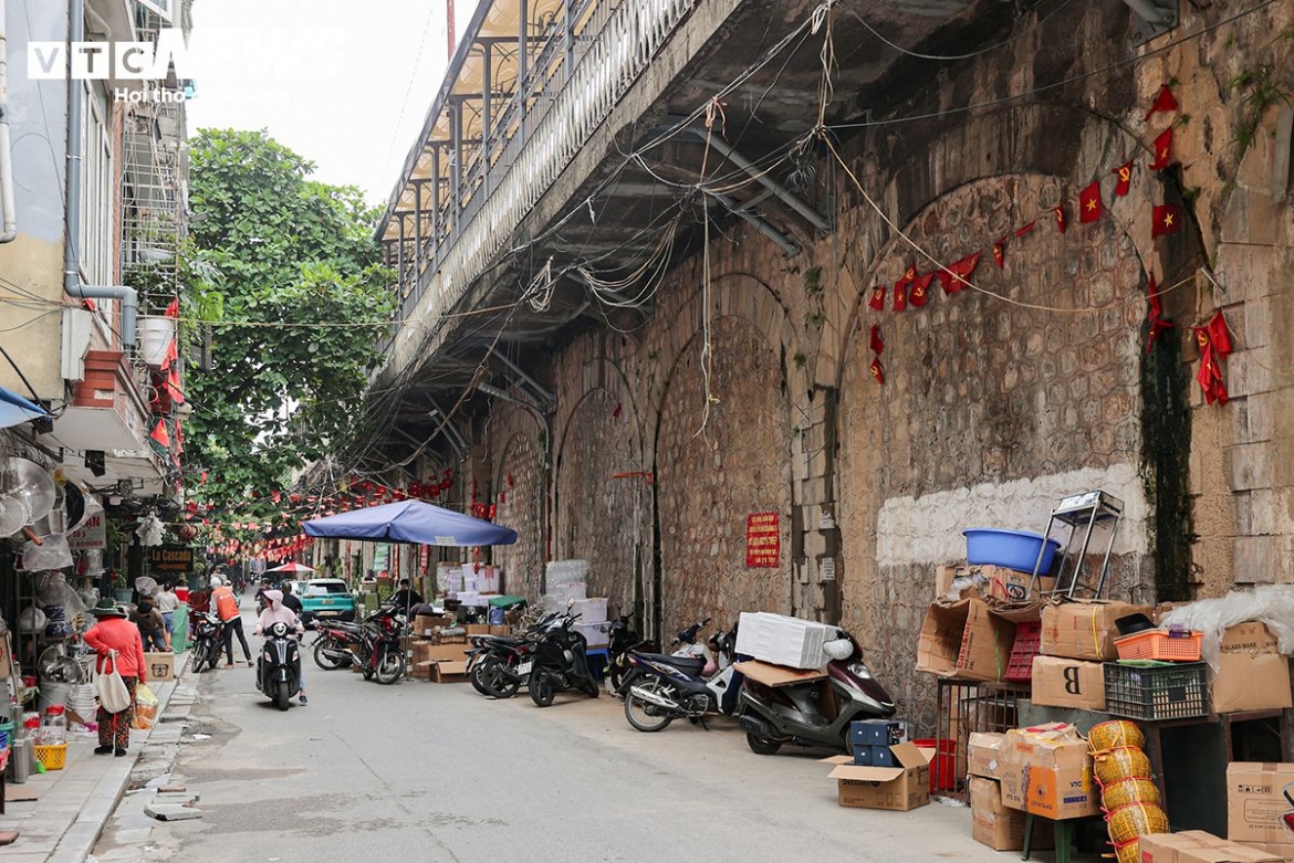 inside hanoi s 131 railway arches set for a new look picture 11
