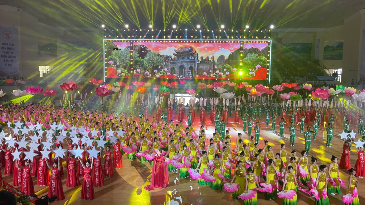 hon 5.000 van dong vien tham gia Dai hoi the duc the thao tinh ninh binh lan thu i hinh anh 1