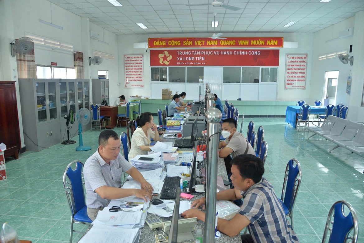 trong cay lam giau , nhieu gia dinh o vung que cach mang long tien doi doi hinh anh 6