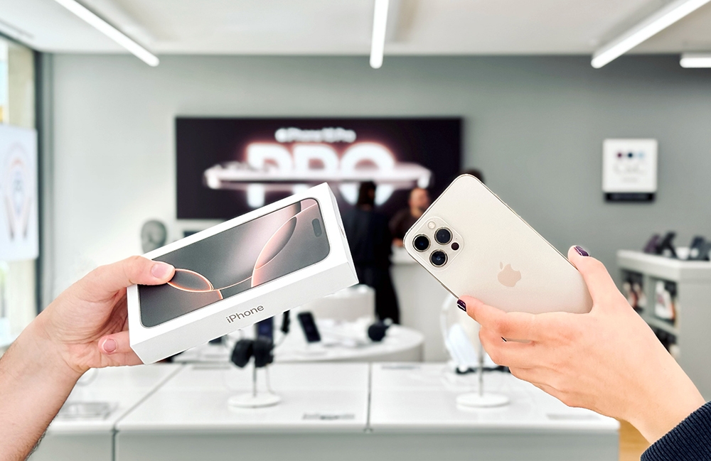 gia thu cu iphone tang, apple muon nguoi dung len doi hinh anh 1