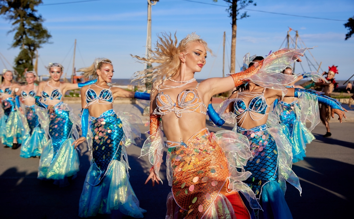 Don cho carnival, dai nhac hoi quy mo lon tai nghe an chao mung quoc khanh 2 9 hinh anh 2
