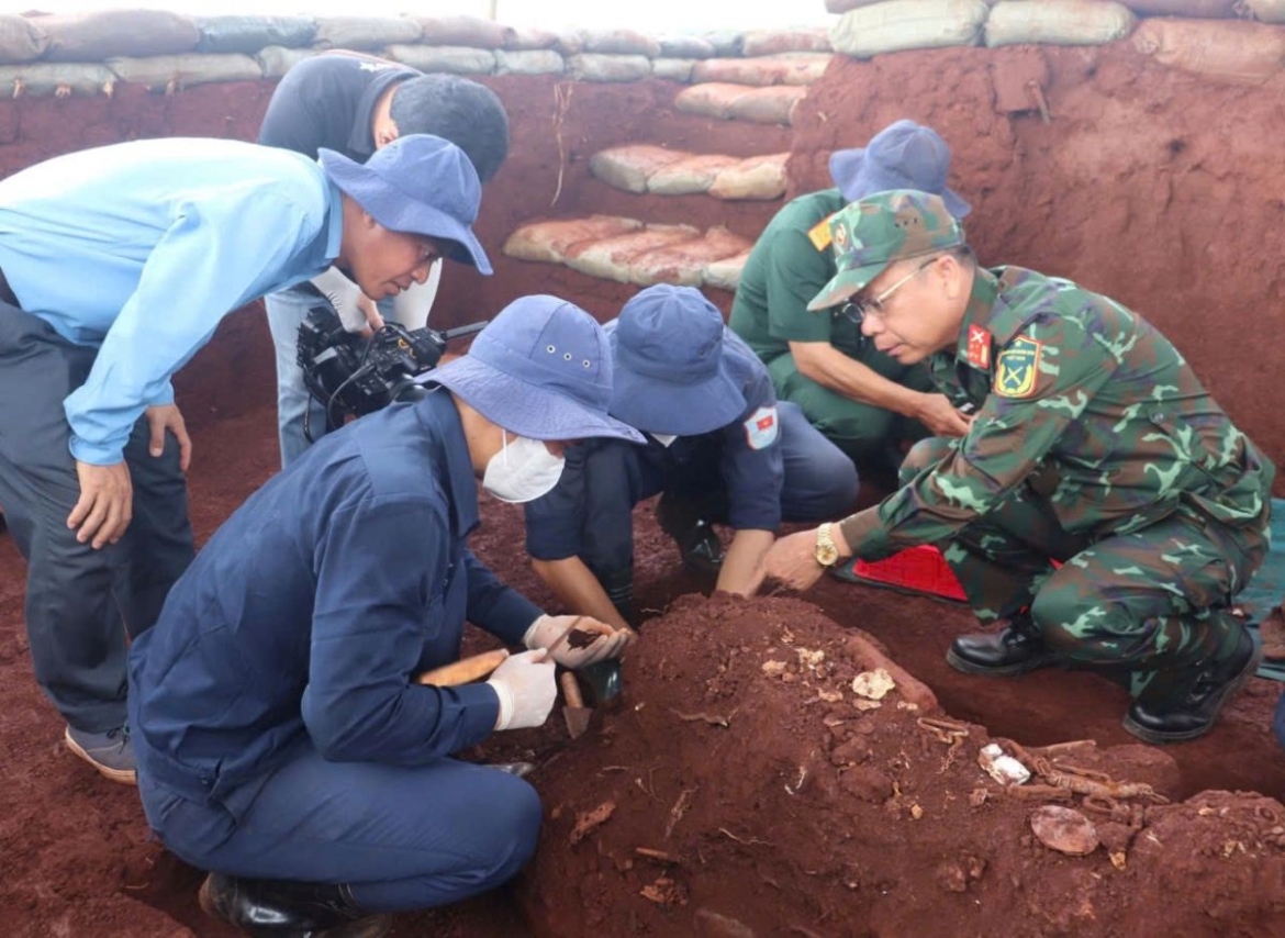 nghia tinh quan dan tiep suc thuc hien nhiem vu thieng lieng hinh anh 1