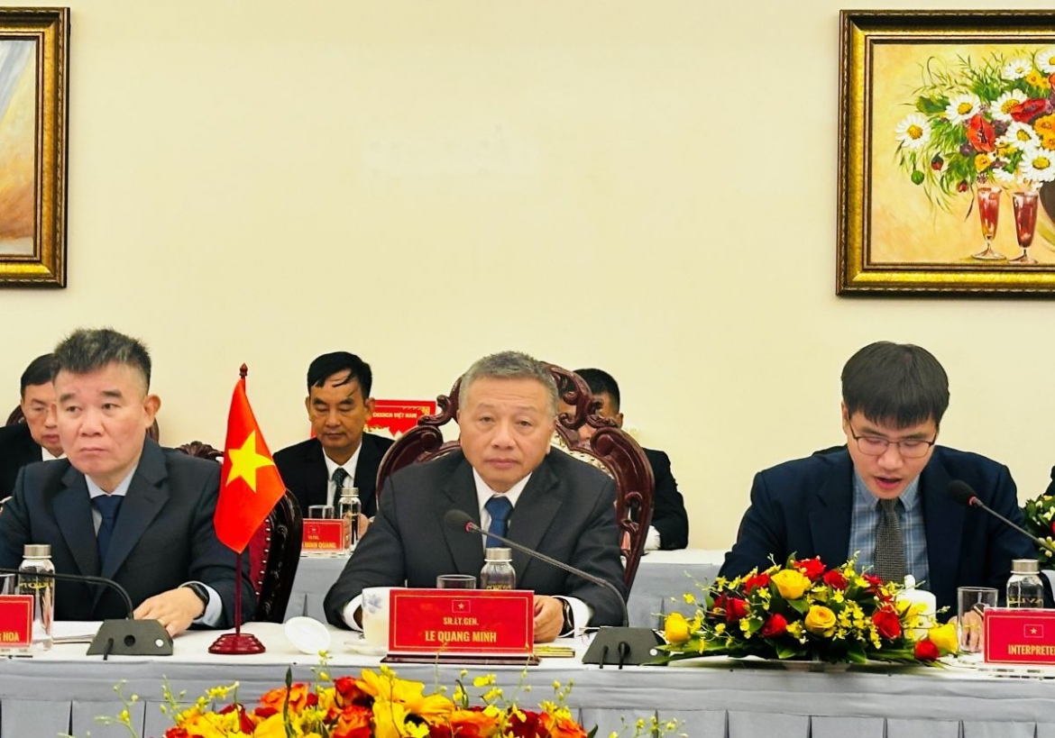 viet nam - campuchia tiep tuc phoi hop tim kiem, quy tap hai cot liet si hinh anh 2