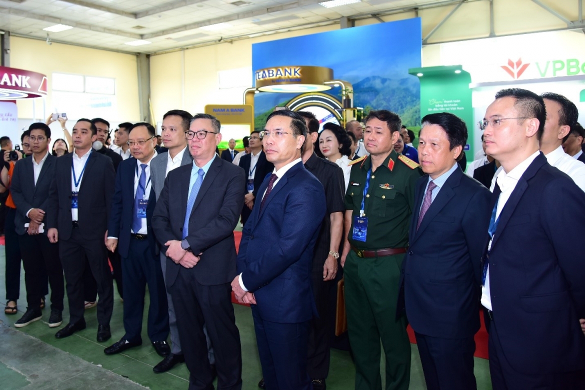 vietinbank du lieu lam nen tang, ai lam dong luc chuyen doi so hinh anh 2