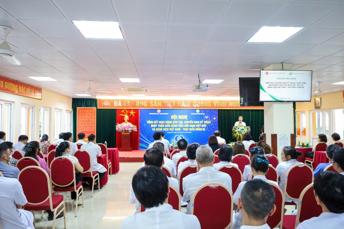 hoi nghi tong ket hoat dong dao tao, chuyen giao ky thuat ghep than hinh anh 1