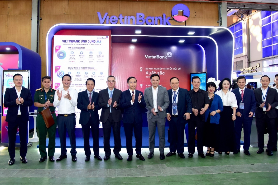 vietinbank du lieu lam nen tang, ai lam dong luc chuyen doi so hinh anh 3