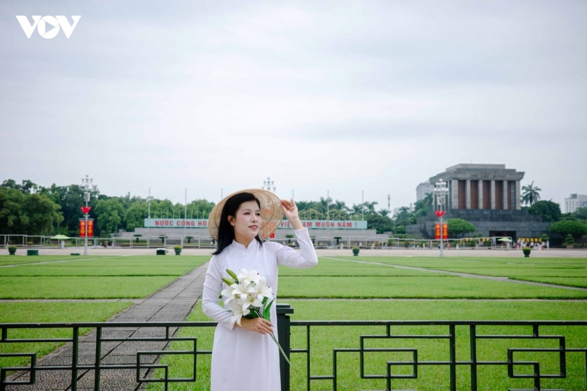 ba dinh square where historical memory inspires national pride picture 6