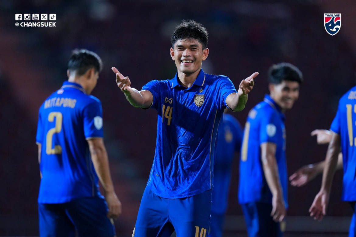 ket qua asean cup 2026 hom nay 1 8 thai lan thang thuyet phuc malaysia hinh anh 1
