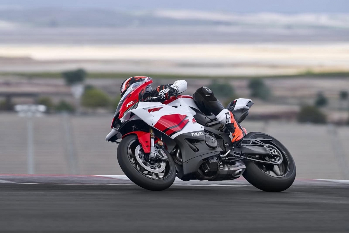 yamaha yzf-r9 he lo ngay ra mat suc manh 119 ma luc, gia du kien 480 trieu dong hinh anh 5