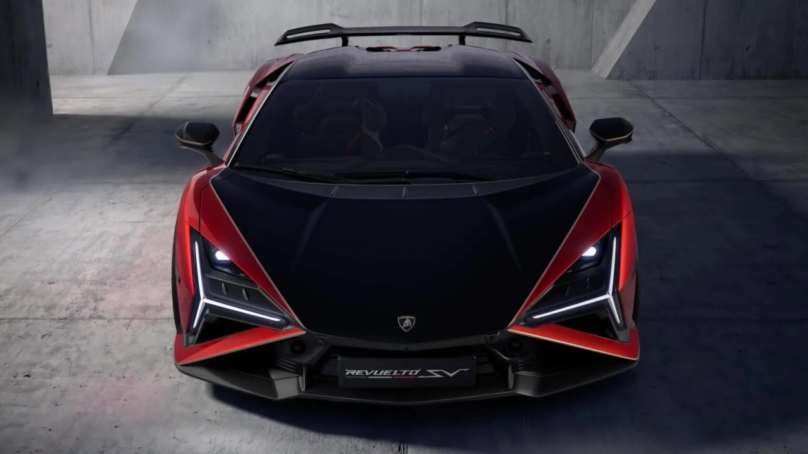 Lamborghini Revuelto SV là mẫu xe sản xuất nhanh và mạnh nhất từng được chế tạo tại Sant’Ag Bolognese của thương hiệu này.