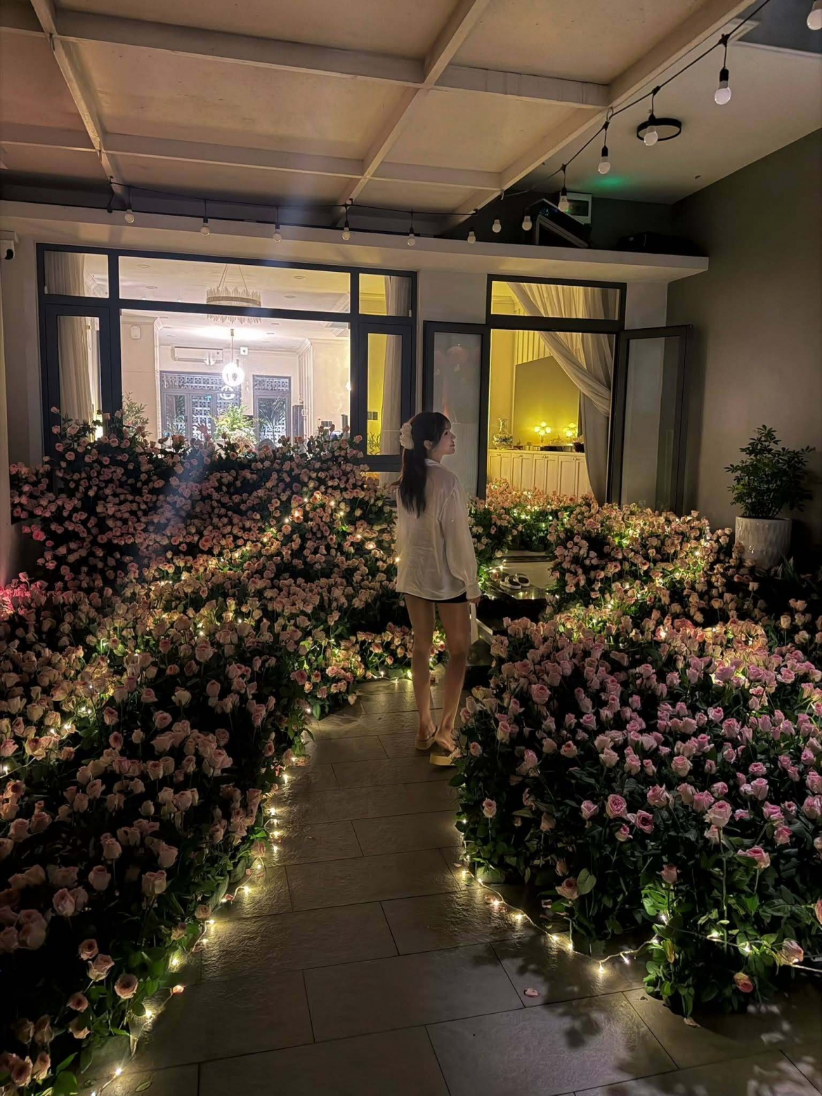 sao viet 23-8 diep lam anh nhan qua bat ngo tu ban trai kem 11 tuoi hinh anh 1