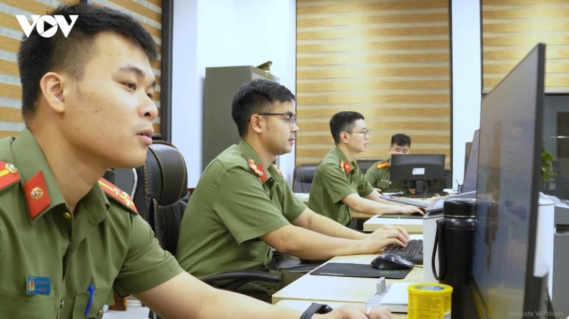 luc luong chuyen trach bao ve an ninh mang co the nhan muc luong 300 hinh anh 1