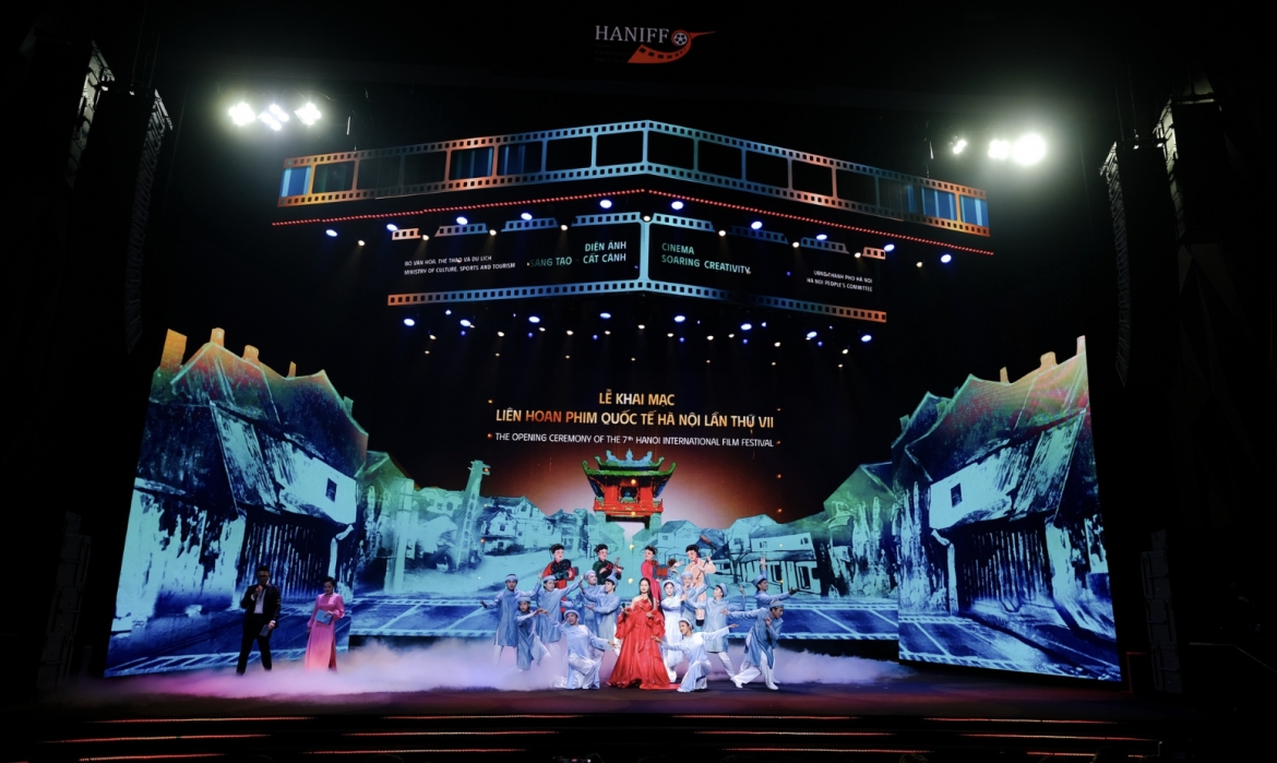 haniff viii ha noi soi dong trong khong gian dien anh va van hoa hinh anh 1
