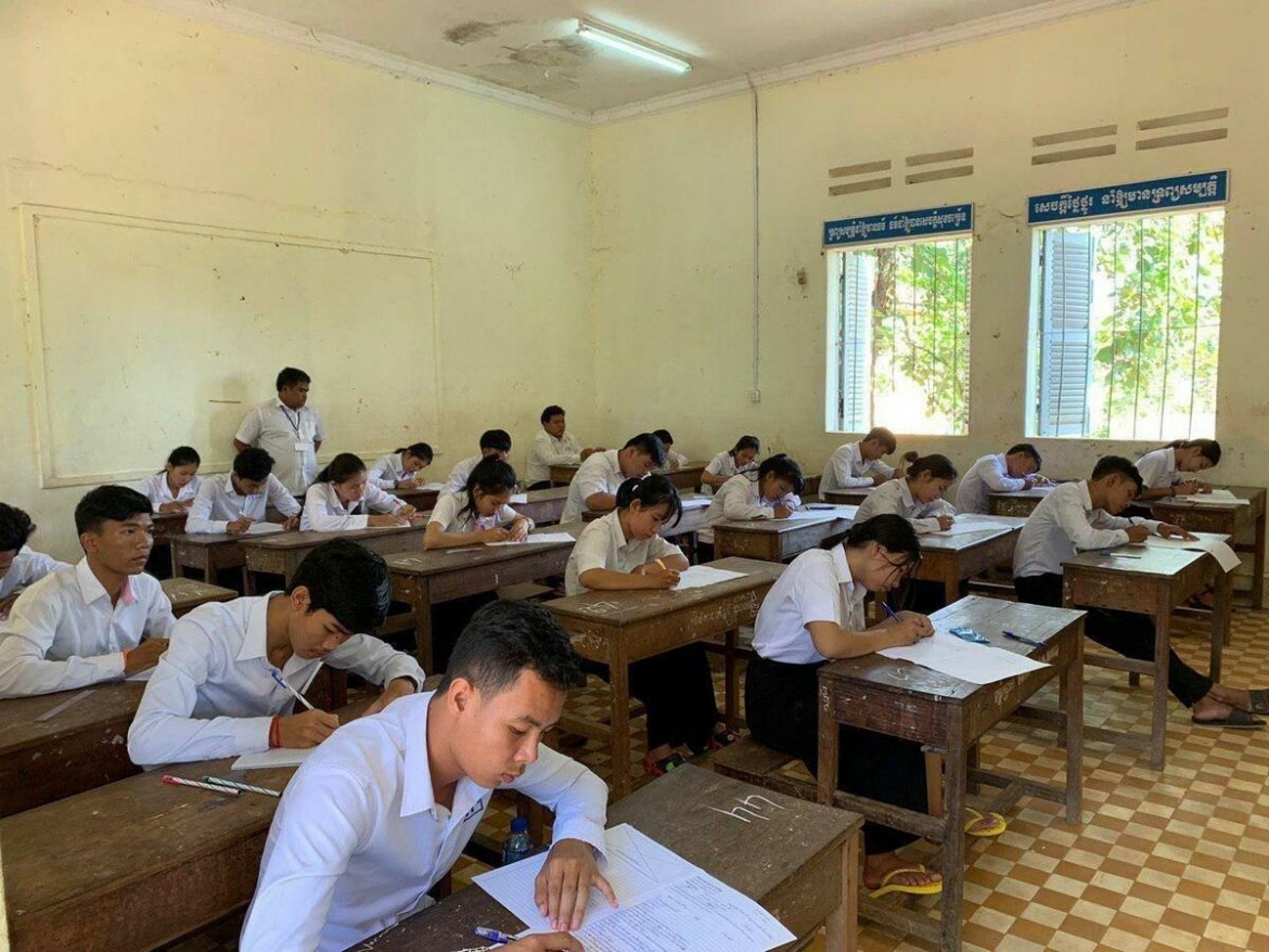 campuchia trien khai 5.000 giam sat vien doc lap cho ky thi tot nghiep thpt hinh anh 2