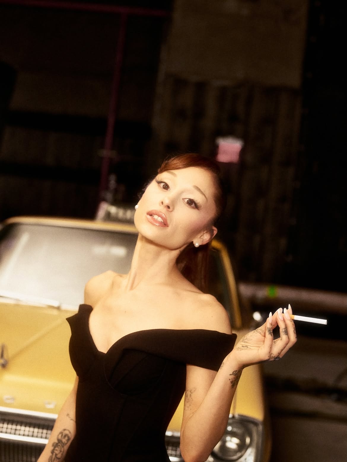 vi sao ariana grande quyet dinh bien mat sau anh hao quang hinh anh 1