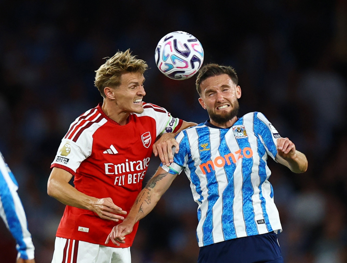 truc tiep arsenal 3-0 coventry phao thu lien tuc ghi ban hinh anh 3