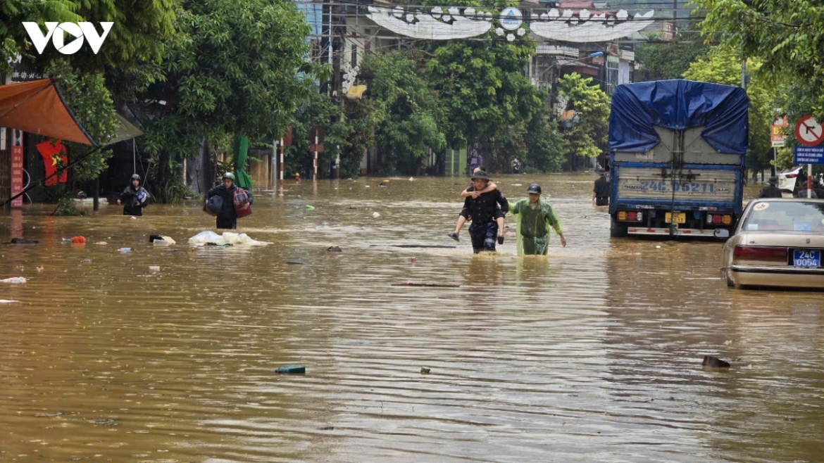 Bắc Bộ và các tỉnh Thanh Hoá, Nghệ An, Hà Tĩnh chuẩn bị hứng chịu một đợt mưa lớn