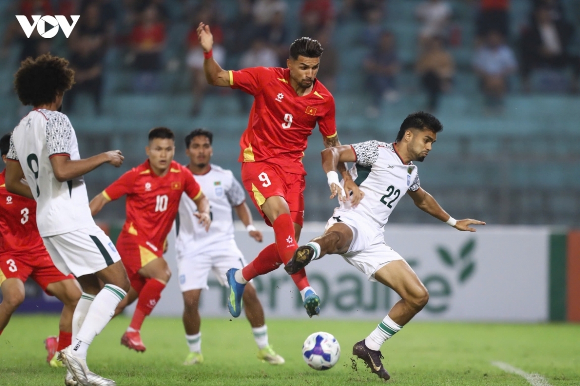 Doi bong thua dam viet nam nhan loi du fifa asean cup 2026 hinh anh 1
