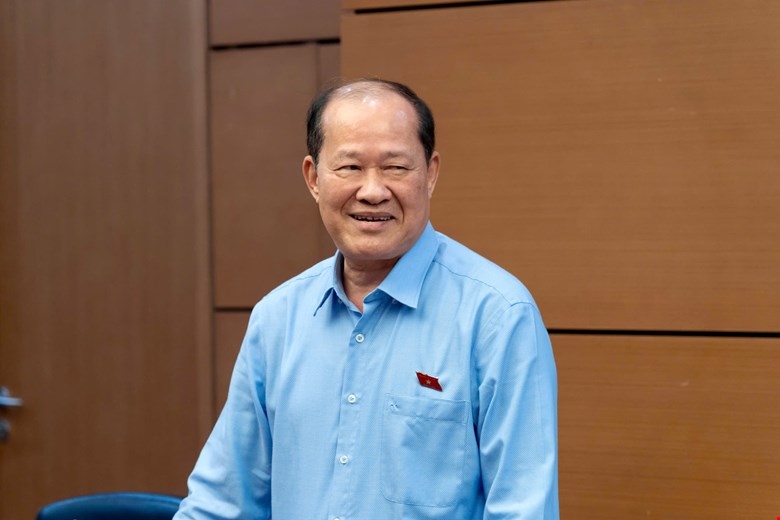 tang tuoi phuc vu cua si quan du bi khong nen chi dieu chinh so tuoi hinh anh 1