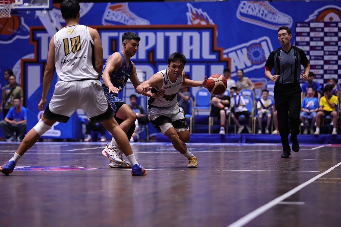 ket qua bong ro hom nay 30 8 hanoi buffaloes chay da hoan hao truoc play-off vba hinh anh 2