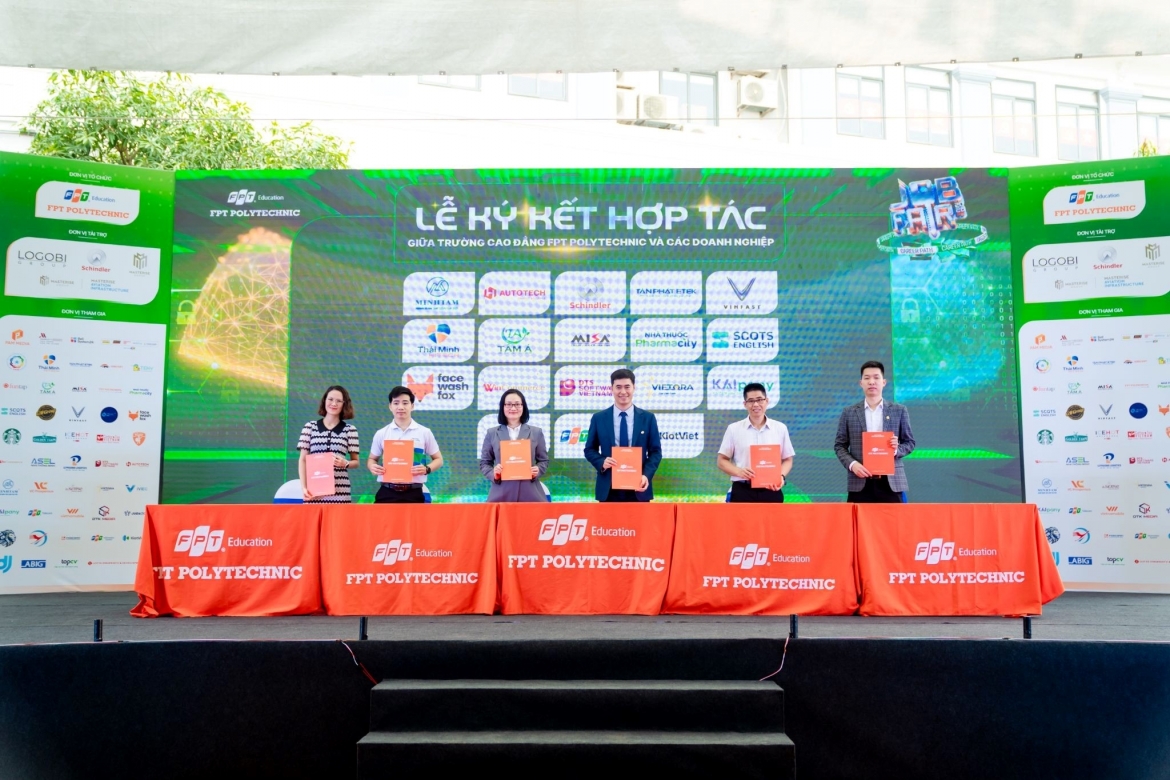 Học bổng trở thành điểm tựa của nhiều học sinh sau kỳ thi Trung học phổ thông