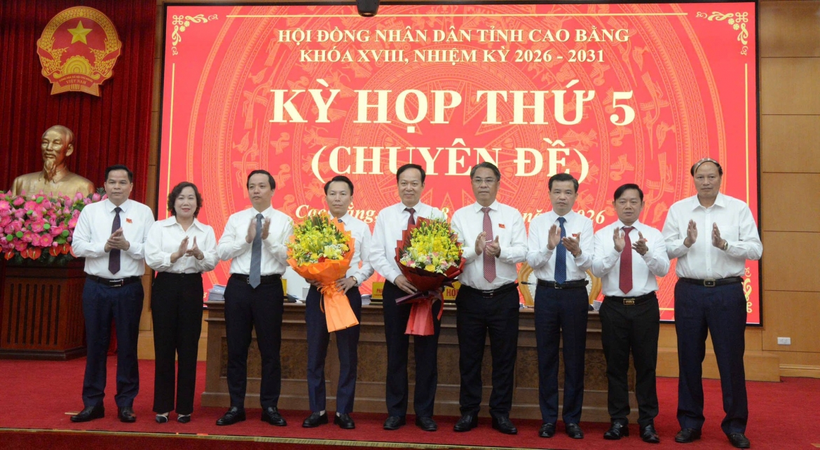 Thủ tướng phê chuẩn ông Lương Tuấn Hùng giữ chức Phó Chủ tịch tỉnh Cao Bằng