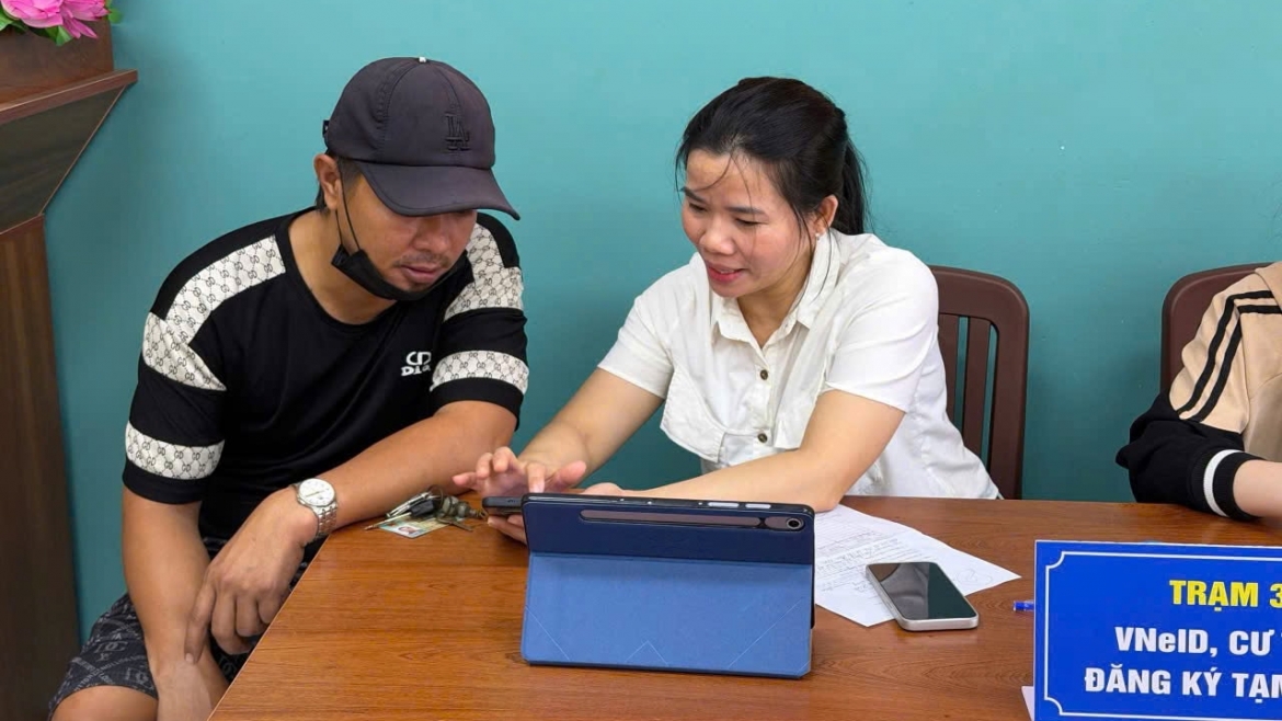 cai cach thu tuc hanh chinh tai tp.hcm huong ve nguoi dan de phuc vu hinh anh 6