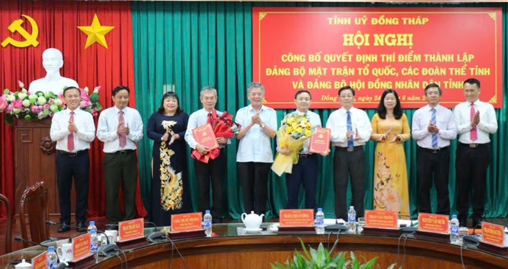 Dong thap chuyen nhiem vu dan van ve mat tran to quoc tinh va cac doan the hinh anh 2