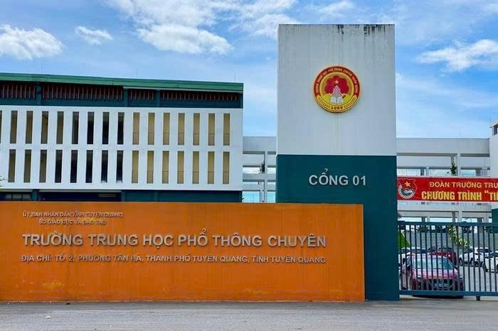 Diem thi lai o thpt chuyen tuyen quang co chuan bi he thong camera giam sat hinh anh 1