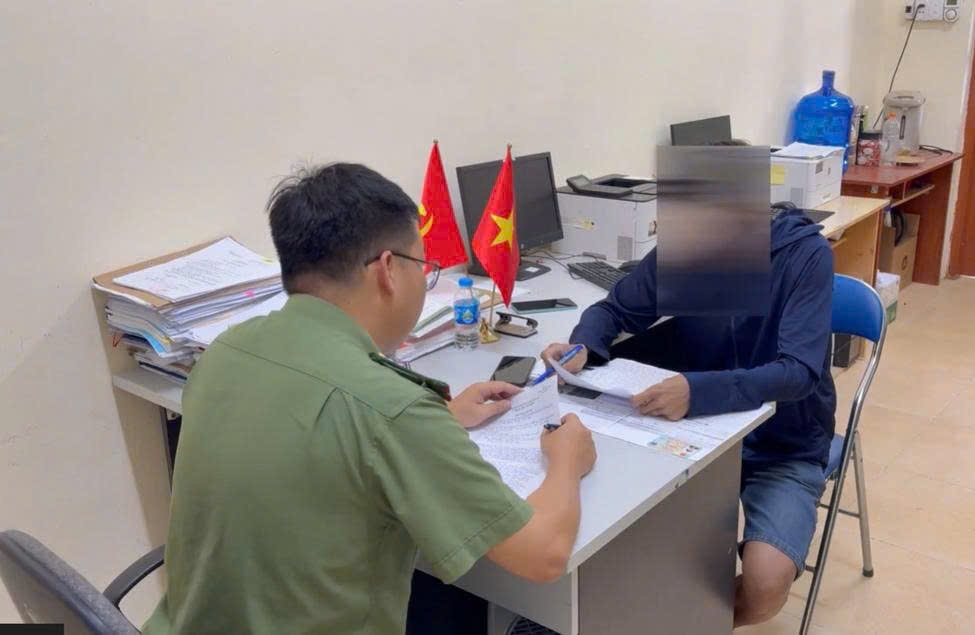 cong an cao bang xu ly nghiem hanh vi tiep tay lan truyen thong tin xau doc hinh anh 1