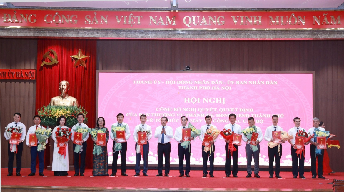 Ong nguyen thanh liem giu chuc giam doc bao va phat thanh, truyen hinh ha noi hinh anh 2
