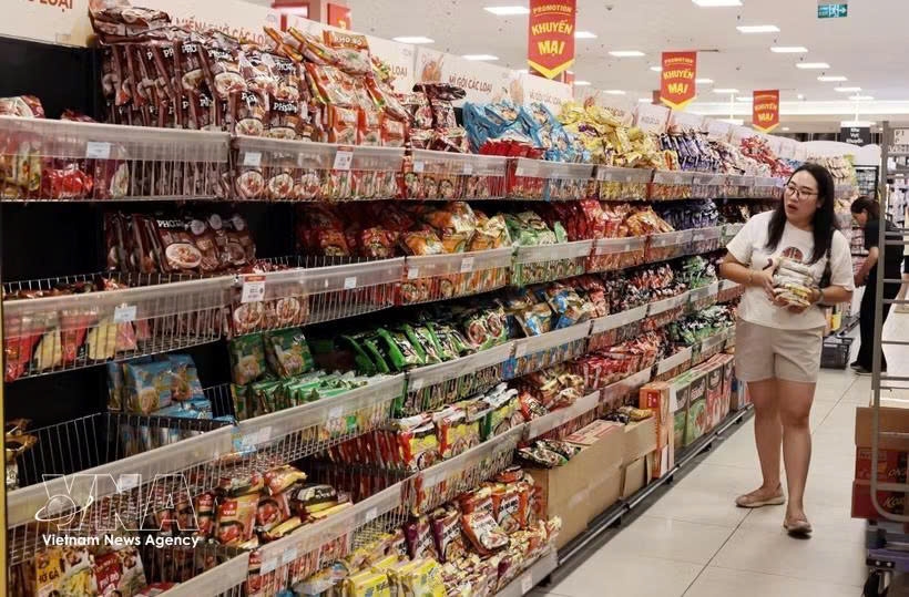 lower fuel, food prices push july cpi down 0.12 picture 1