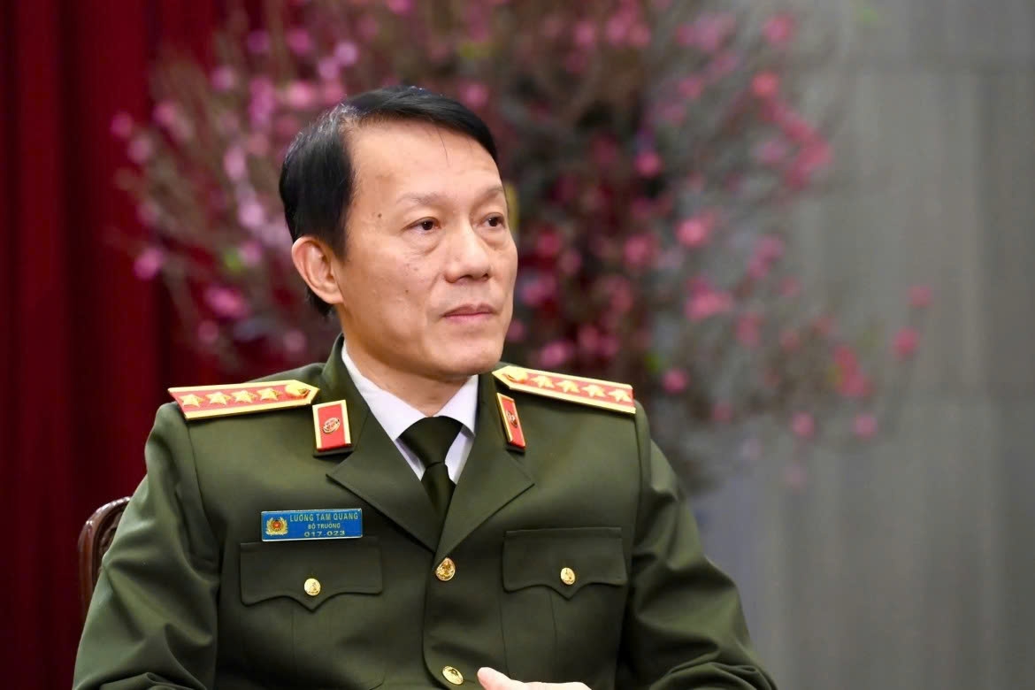 81 nam cand luc luong nong cot thuc hien cac muc tieu chien luoc cua Dang hinh anh 2