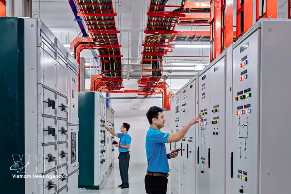 vietnam s data centre race draws multibillion-dollar investment picture 1