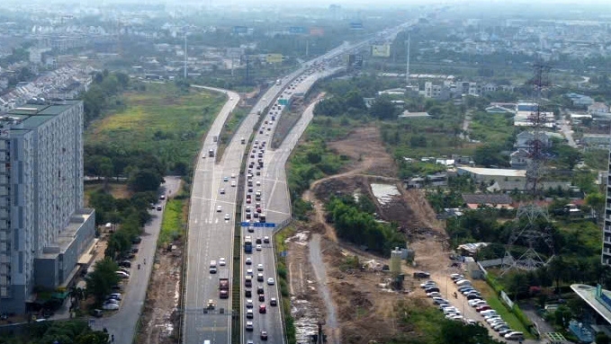 TP.HCM siết tiến độ giải ngân đầu tư công, cảnh báo “thẻ vàng”, “thẻ đỏ”