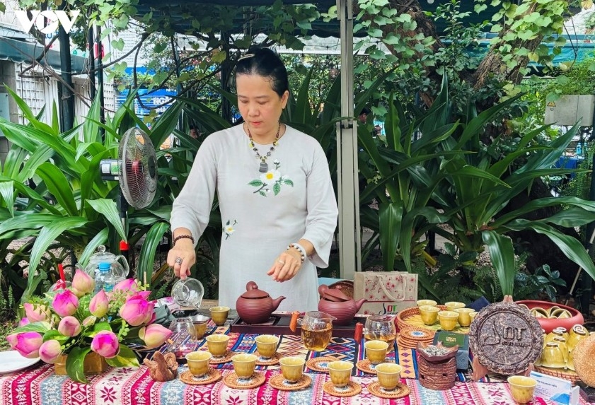 culinary diplomacy brings vietnamese flavors to foreign diplomats in hcm city picture 4