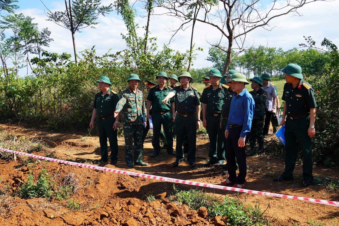 tim kiem 173 liet si duoc chon cat tap the tai khu vuc doi con tien, quang tri hinh anh 3